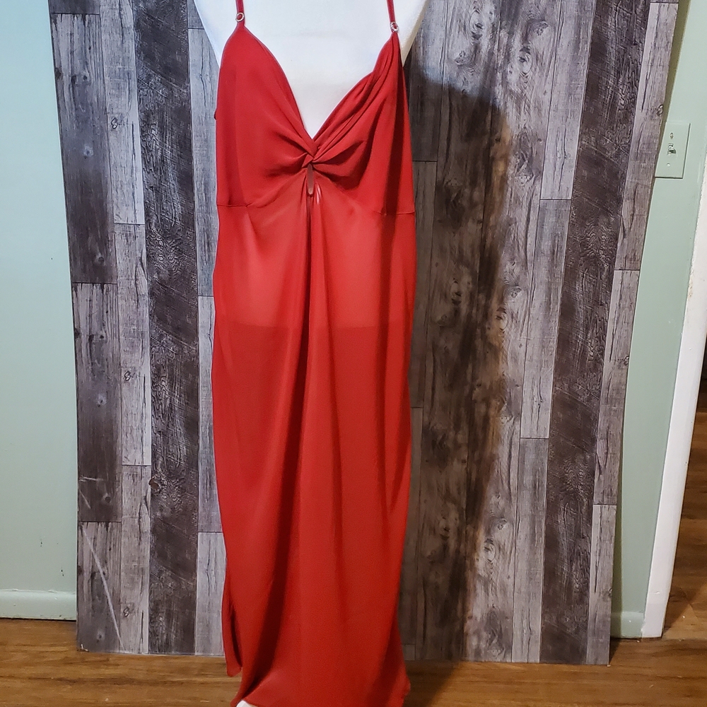 Cacique Vibrant Red Night Gown